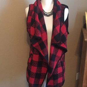 ETWO size large vest plaid